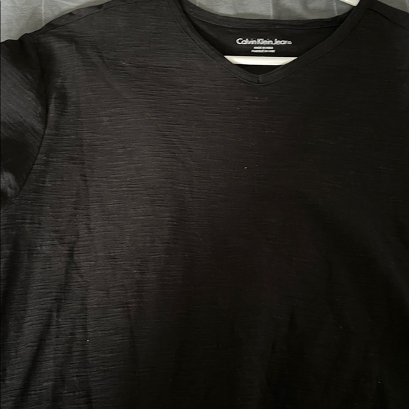 Calvin Klein Jeans Black T-Shirt - Picture 4 of 5